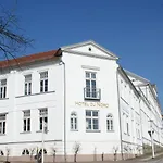 Am Theater