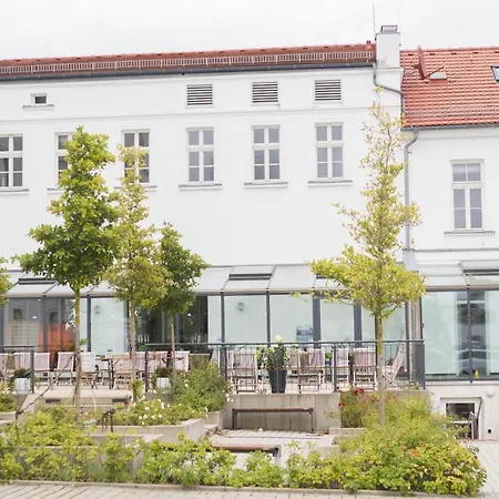 Am Theater Szálloda