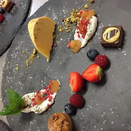 Am Theater 호텔 3*