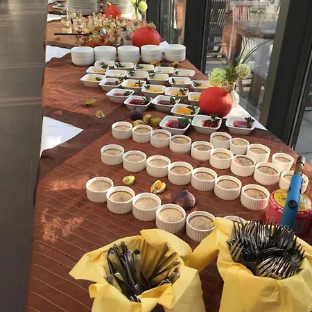 Am Theater 호텔 3*