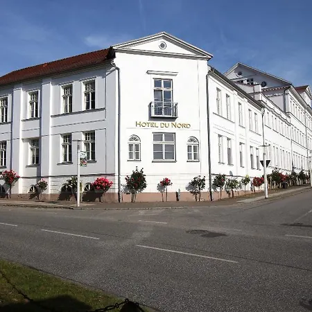 Am Theater 3* Putbus